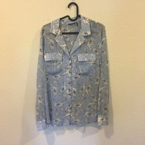 Marciano Tops - Marciano blue and white bird button down top Marciano Tops - Marciano blue and white bird button down top